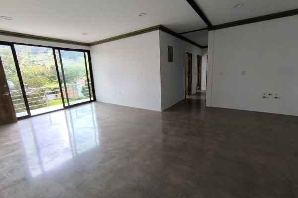 CONJUNTO DE OFICINAS IDEAL PARA COWORKING, SECTOR TARQUI