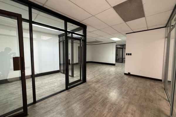 SE RENTA UNAS AMPLIAS OFICINAS IDEALES PARA EMPRESAS