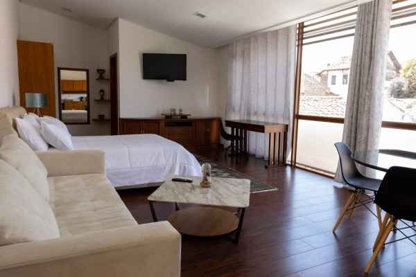 HERMOSA SUITE DE ALQUILER AMOBLADA SECTOR CENTRO HISTORICO