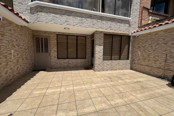 HERMOSO DEPARTAMENTO EN RENTA EN TOTORACOCHA AMOBLADO