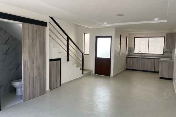 SE VENDE HERMOSA CASA POR ESTRENAR EN CONDOMINIO PRIVADO