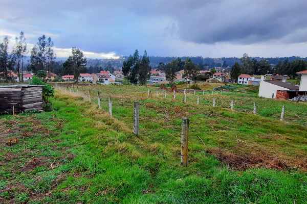 EXTENSO TERRENO EN VENTA DE 917 M2-SECTOR DE MAYANCELA
