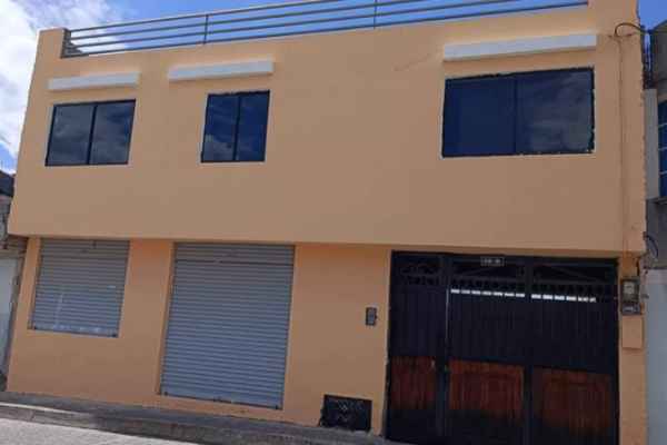 CASA DE VENTA EN QUITO - UBICADO EN LAS COLINAS DE PICHINCHA